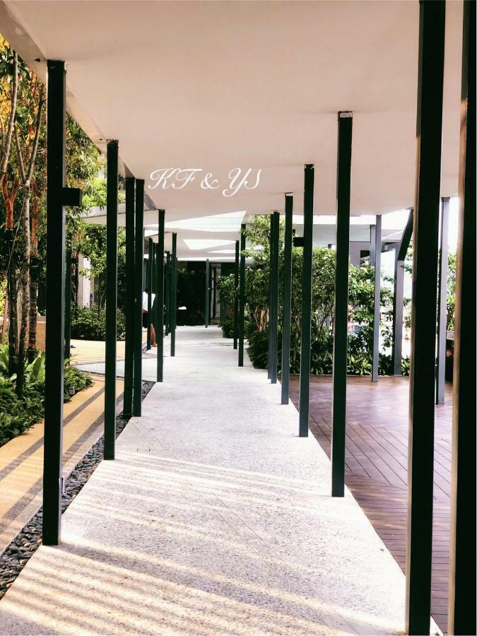Tropicana 218 Macalister Apartment George Town